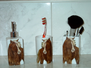 Porzelanset braune Pferde